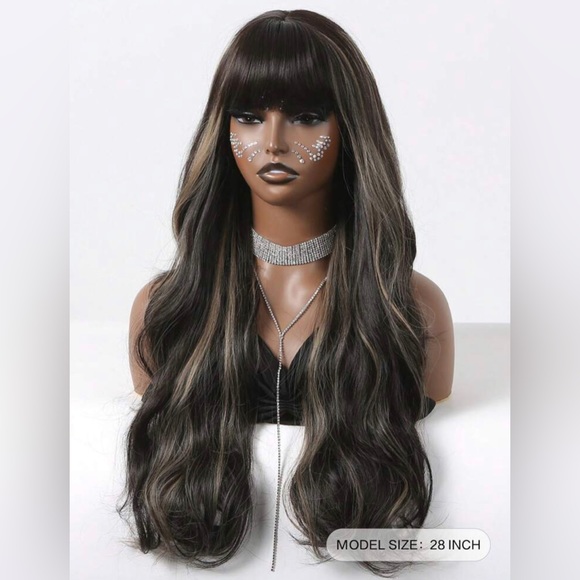 Black, dark brown 28 inch wig - Picture 4 of 8